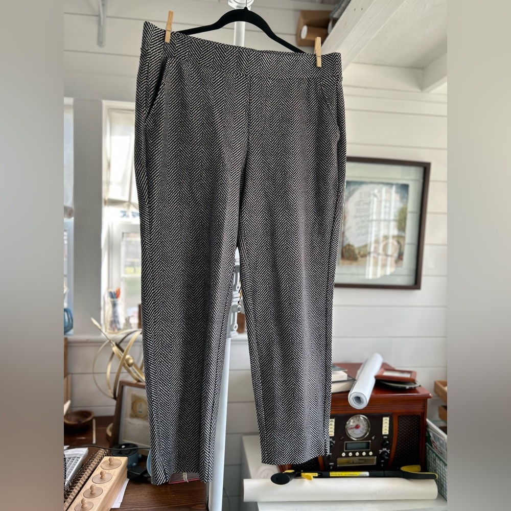Torrid Pull on Dress Pants Elastic Waist Stretchy Fabric